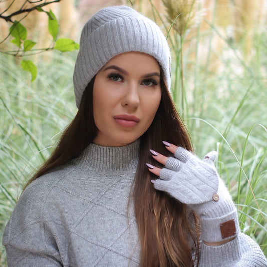 light grey Silk-Lined Women’s Cashmere Hat – Soft & Warm Winter Beanie, Great for Curly Hair, Luxury Gift for Her