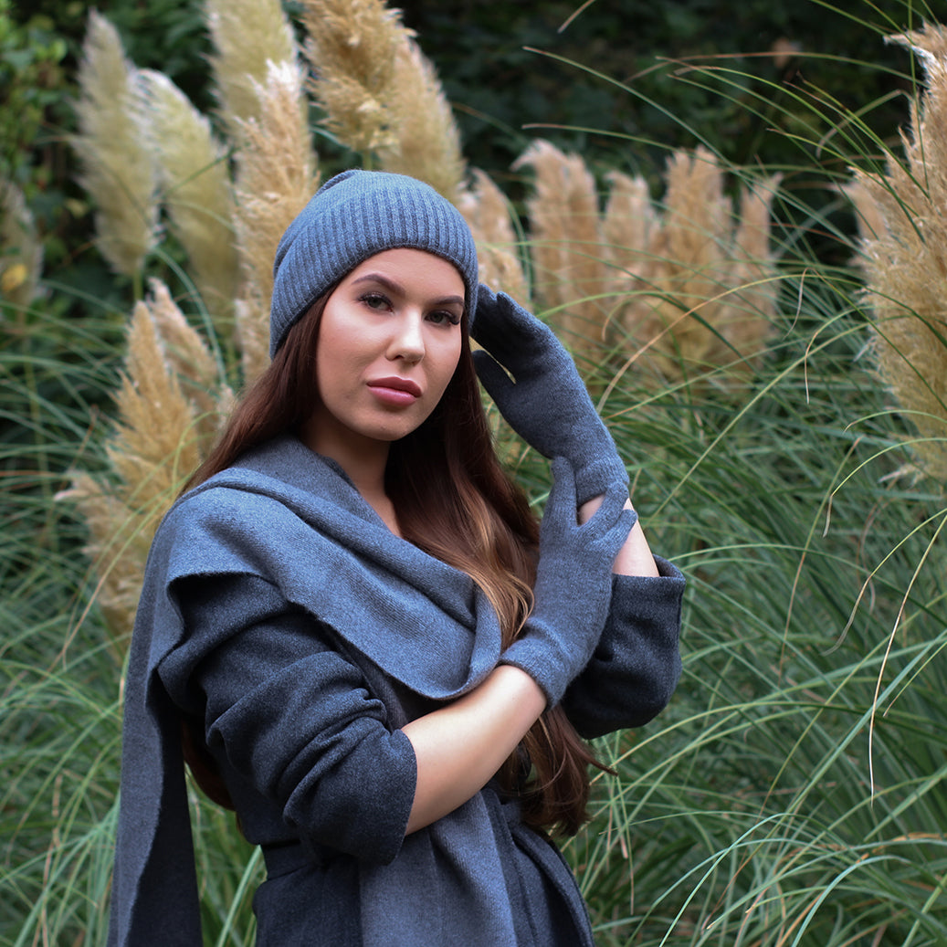 Cashmere set hat, scarf, gloves. Gift for her