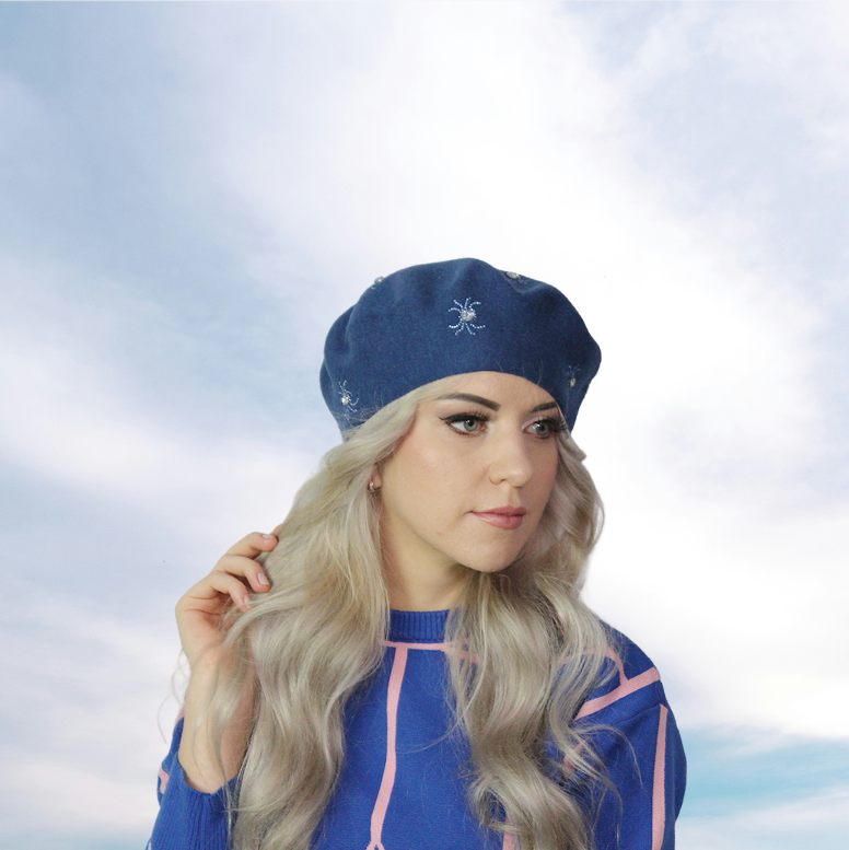 Women's Cashmere Blend Berets Collection – a perfect mix of Parisian charm and winter coziness. Made from a soft cashmere-wool blend, these berets offer lightweight warmth and a luxurious feel against the skin.