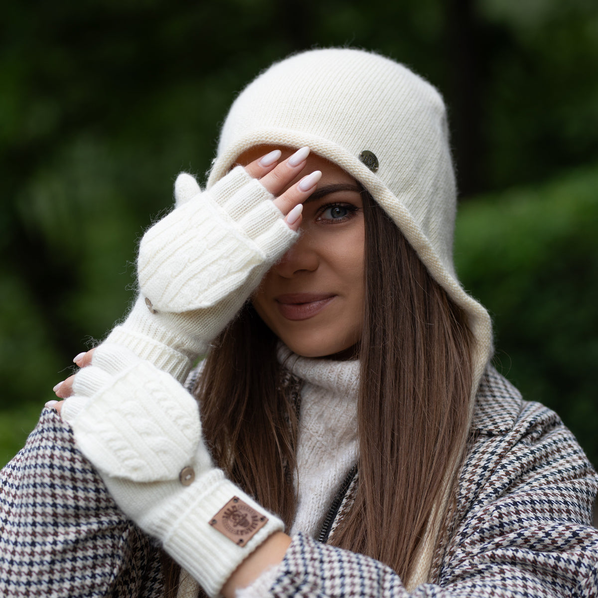 Women's gloves