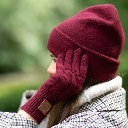 burgundy Women’s Double-Layer Cashmere Beanie – 2-in-1 Style