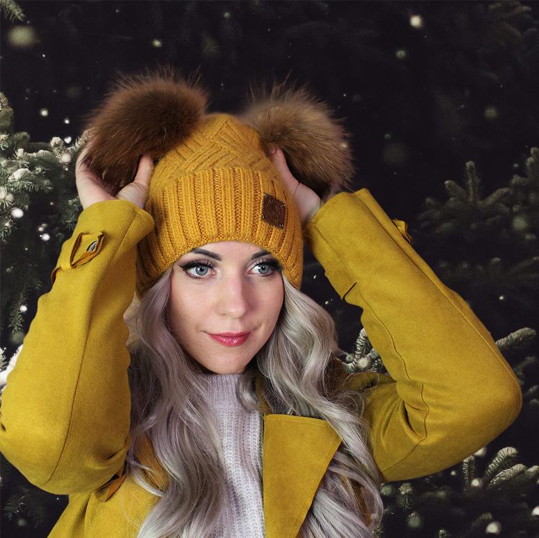 yellow Cashmere double fox fur pom pom hat