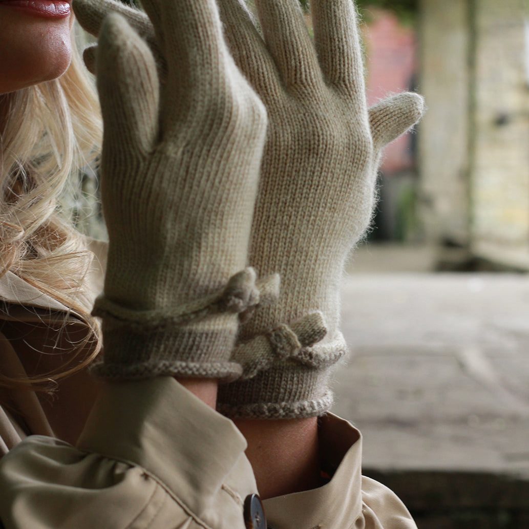 Women’s Cashmere Gloves – Soft, Stylish & Warm Winter Gloves, Luxury Gift for Her