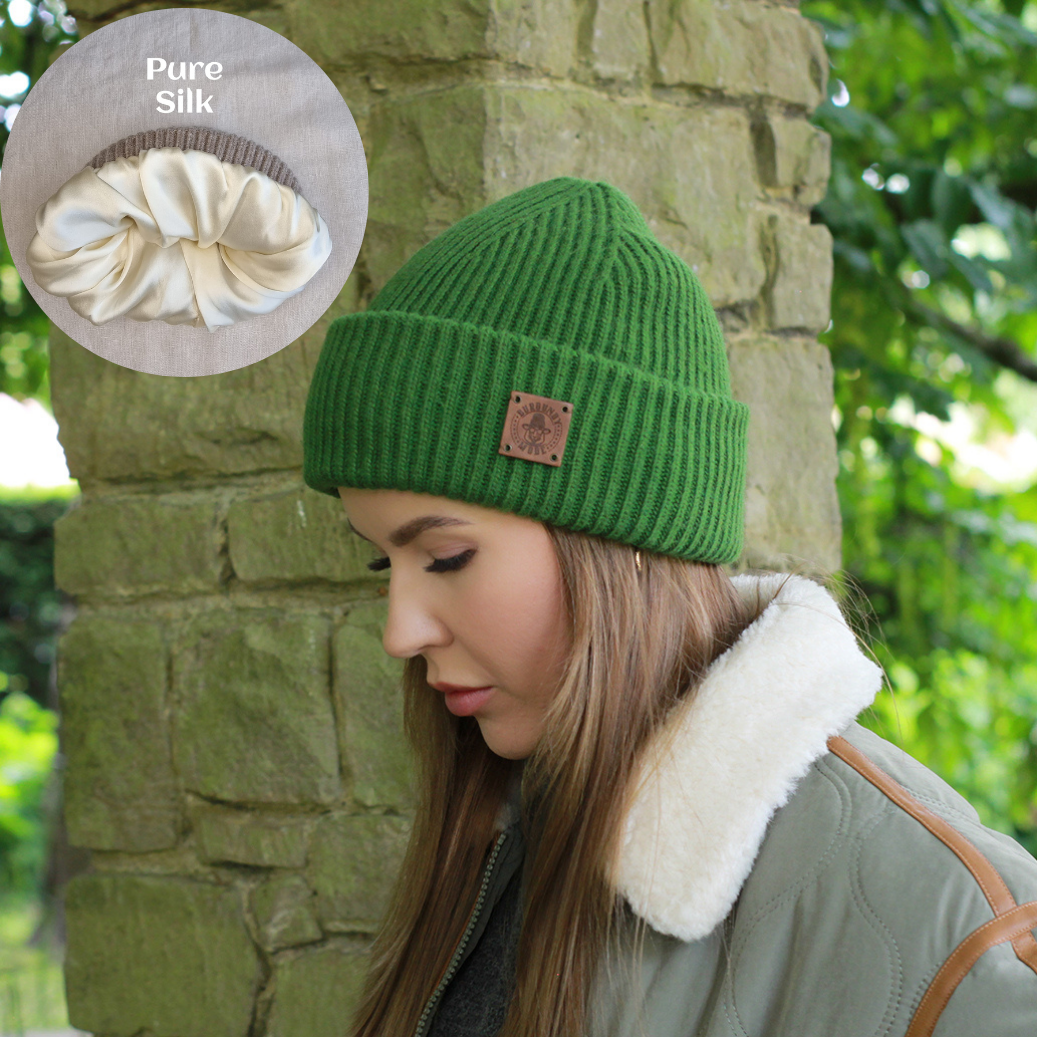 100% Pure Silk-Lined Cashmere Hat – Triple Layer Women’s Winter Beanie, Reduces Frizz, Luxury Gift for Her (Copy)