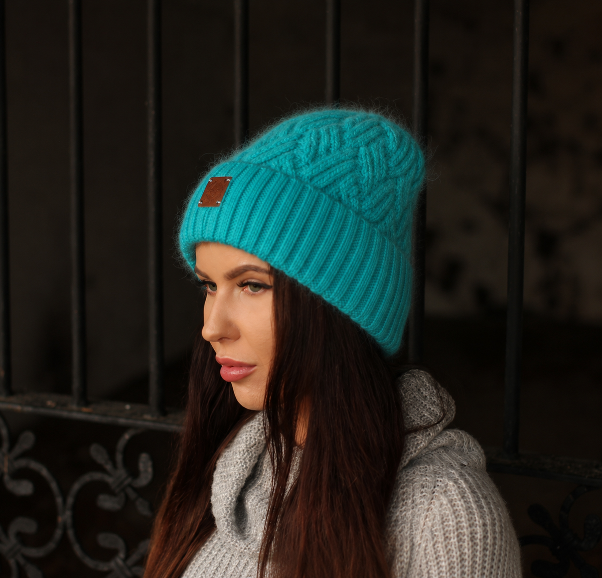 teal blue womens-cashmere-knit-beanie