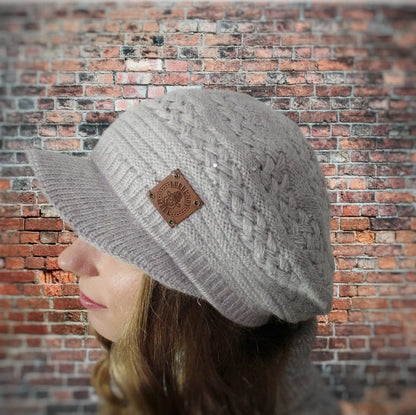Women’s Winter Cashmere Peak Hat – Warm Visor Beanie, Soft Cashmere Double Layer Hat for Women, Luxury Gift for Her