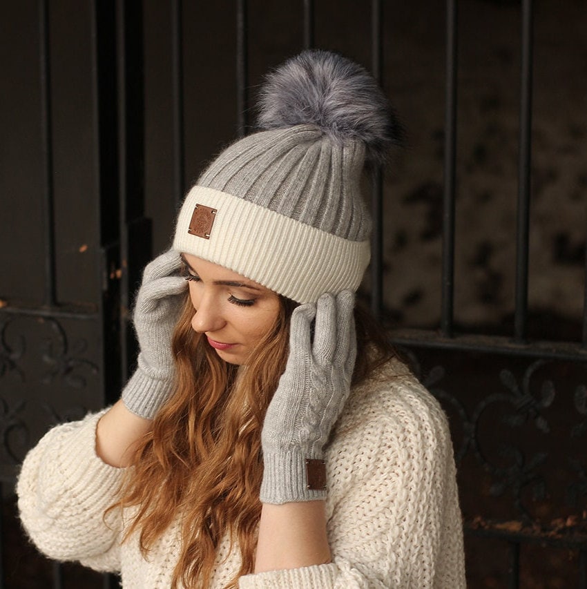 grey Women’s Cashmere Beanie with Faux Fur Pom Pom