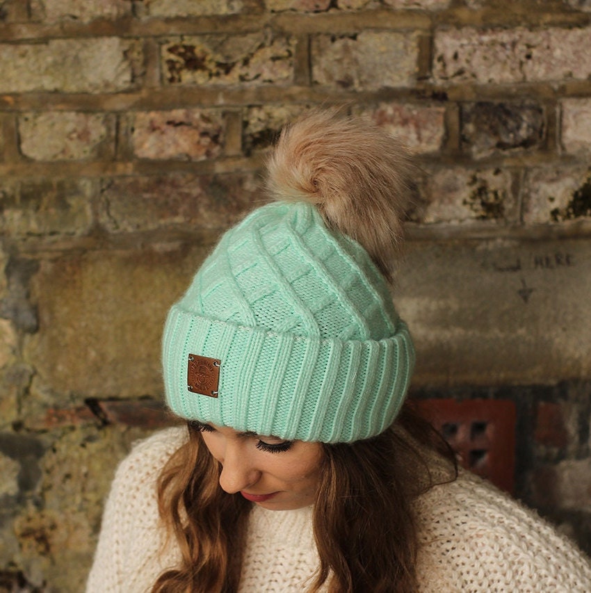 mint Women’s Thick Cashmere Hat with Pom Pom