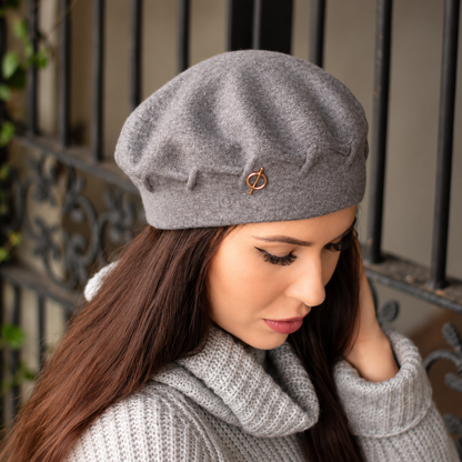grey Women's cashmere beret