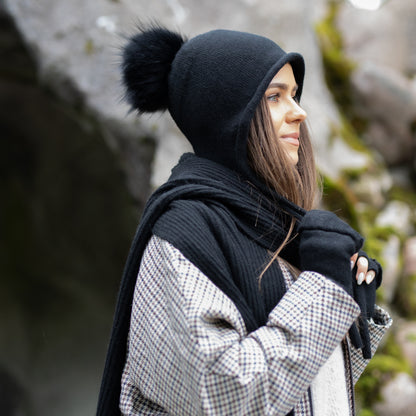 Women’s Cashmere Winter Hat With Real Fox Fur