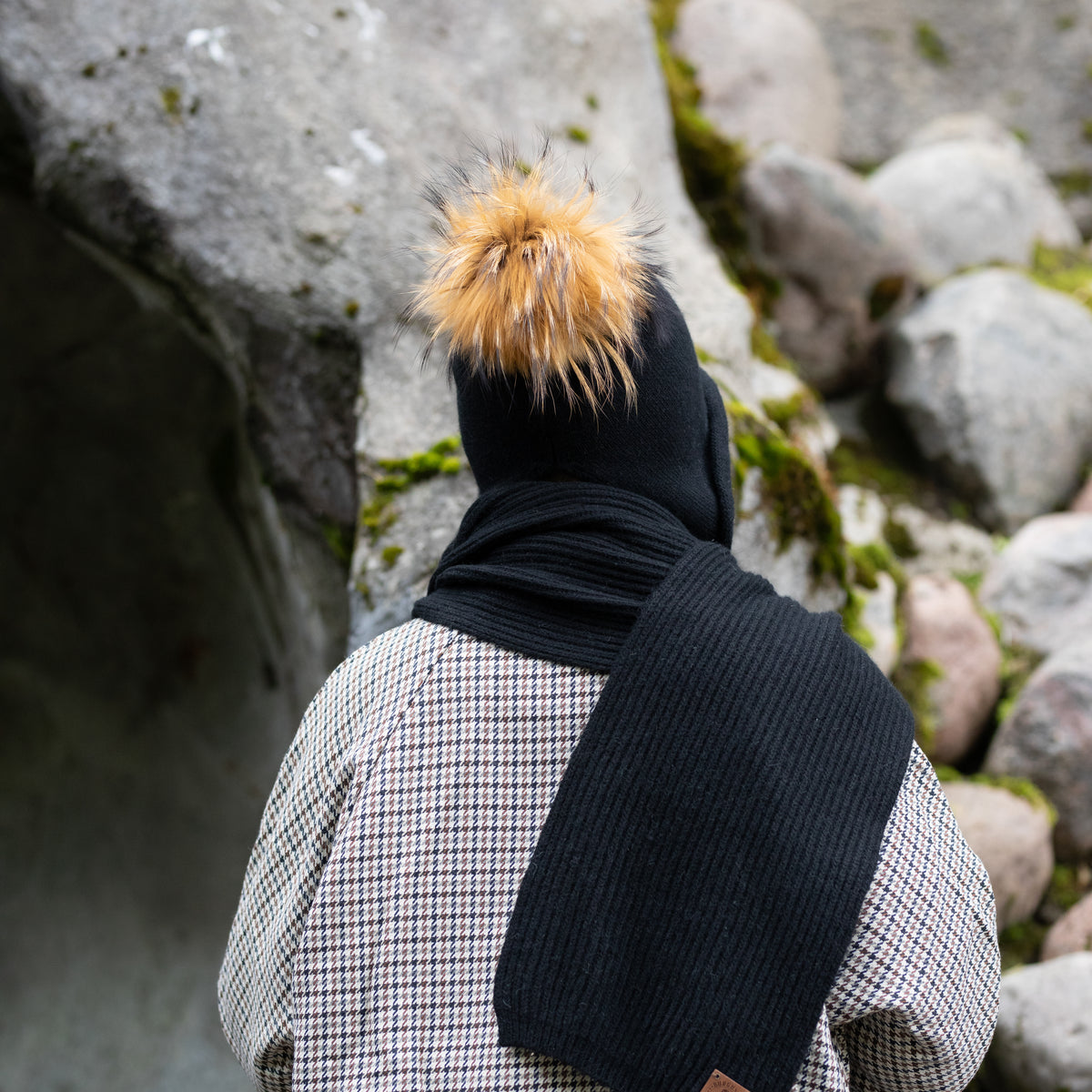 Women’s Cashmere Winter Hat With Real Fox Fur