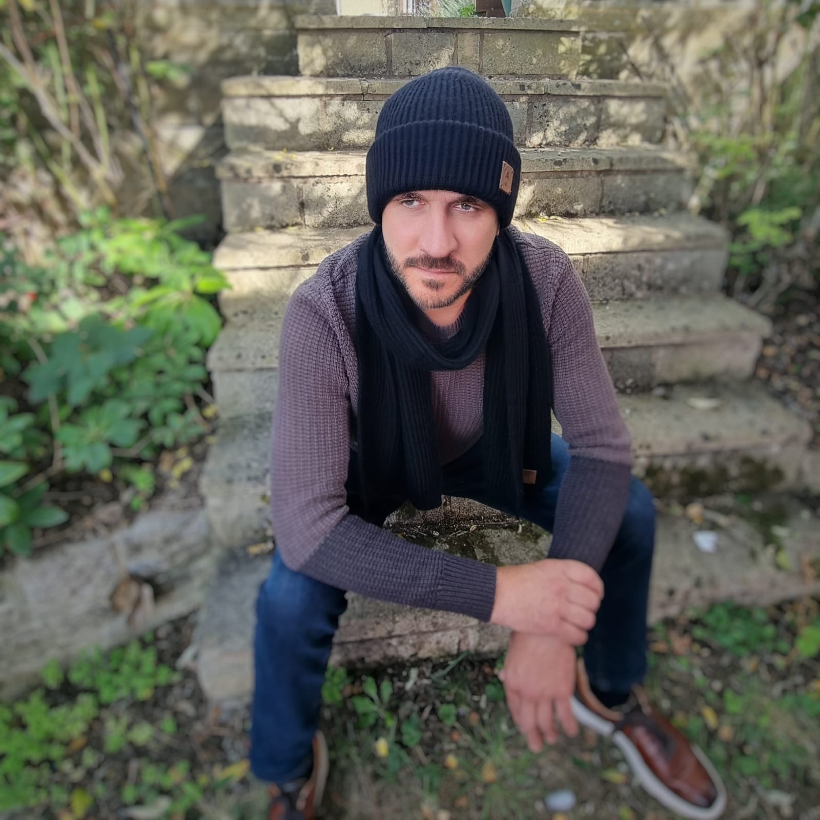 black Silk-Lined Triple Layer Men’s Cashmere Hat – Hair-Friendly Winter Beanie, Cozy Gift for Him, Reduces Frizz & Breakage