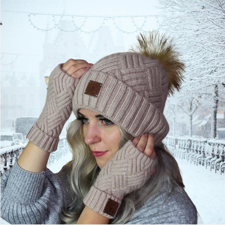 blush Cashmere hat and fingerless gloves set, Fox fur pom pom cashmere beanie hat, Warm and soft winter cashmere set for womens, Gift for her