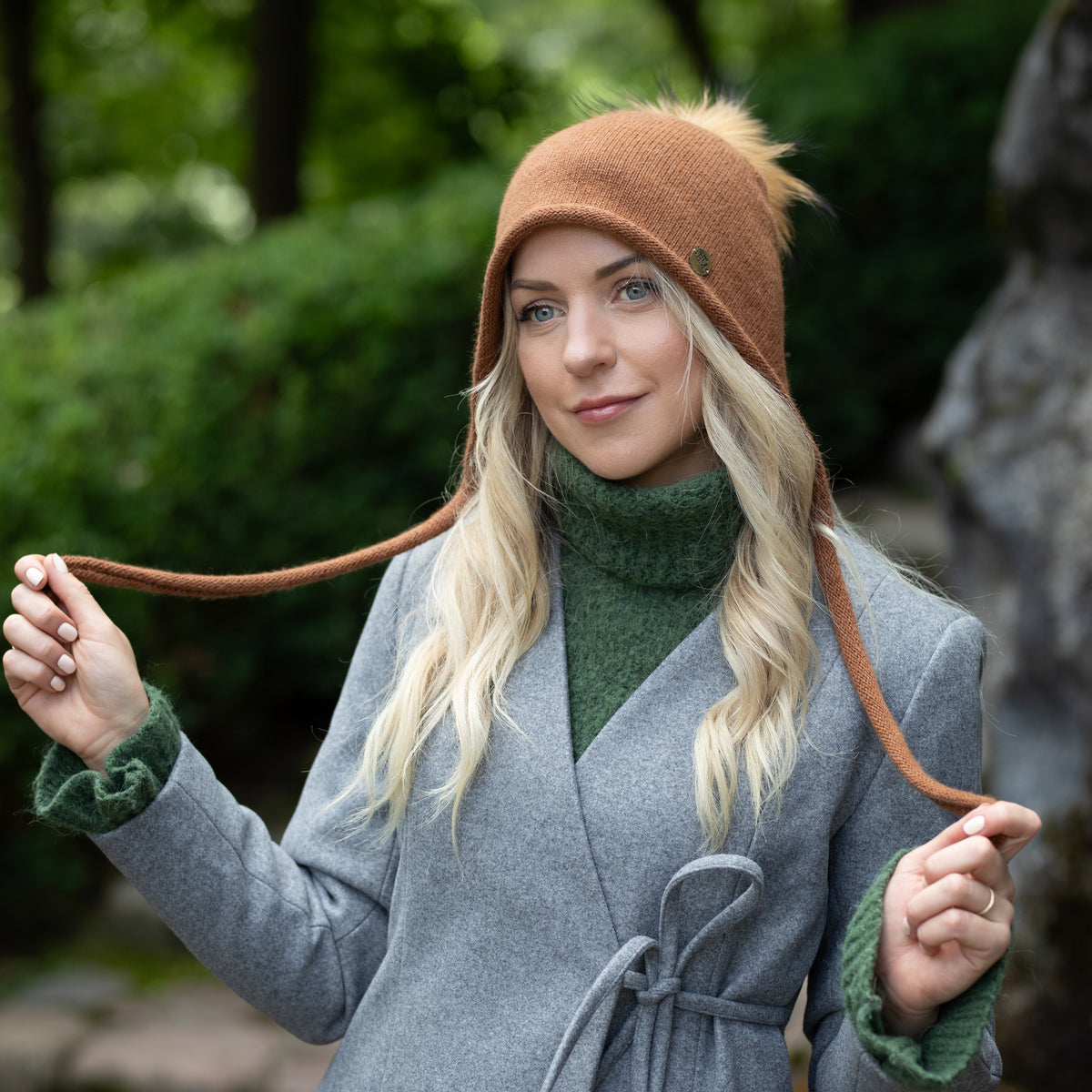 brown Women’s Cashmere Winter Hat