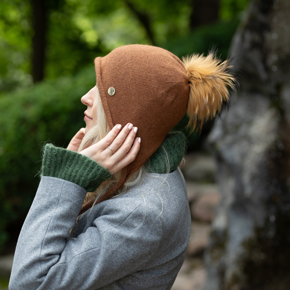Women’s Cashmere Winter Hat With Real Fox Fur