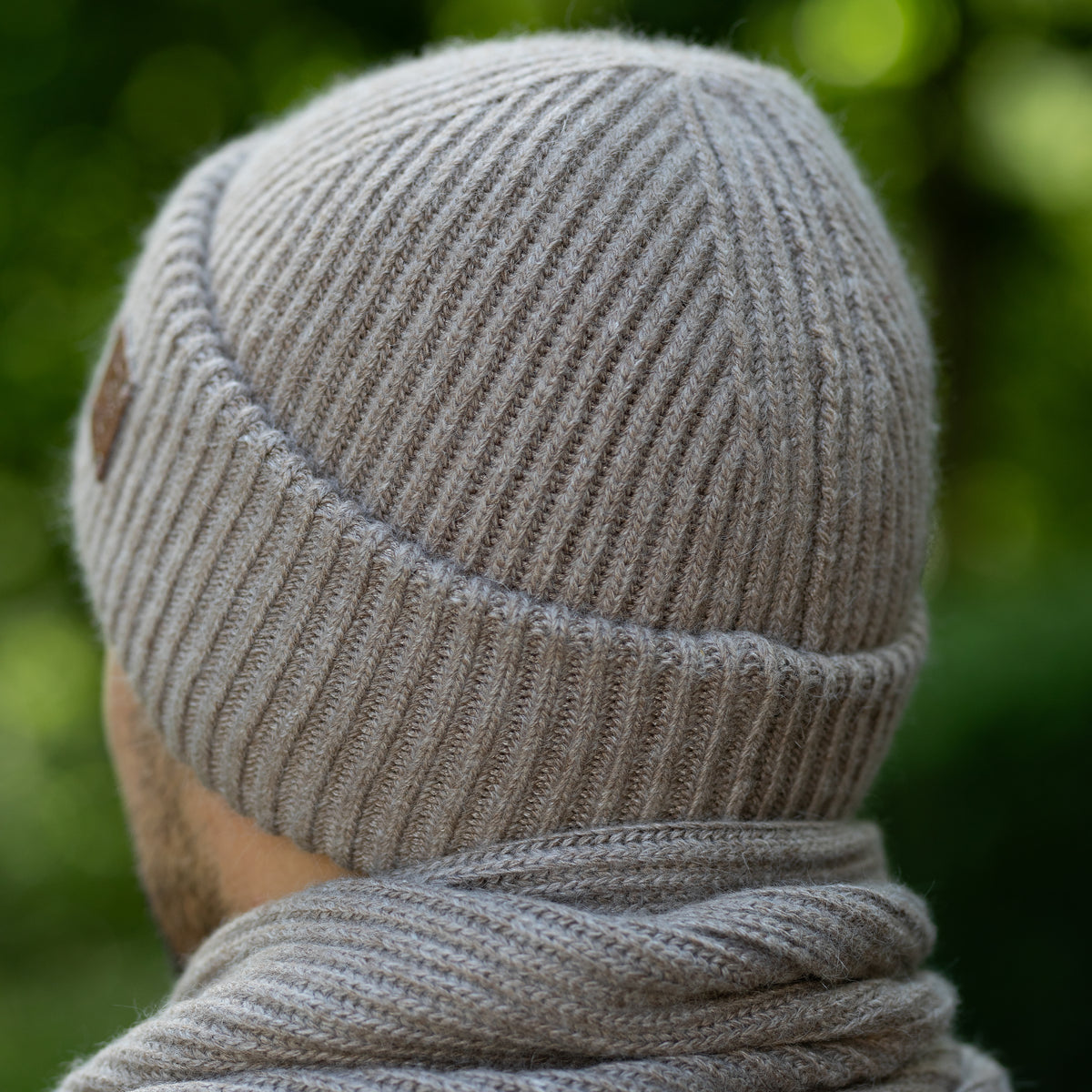 brown 100% Pure Silk-Lined Men’s Cashmere Beanie