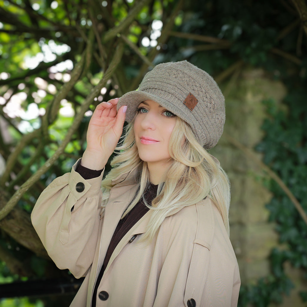 brown Women’s Winter Cashmere Peak Hat – Warm Visor Beanie, Soft Cashmere Double Layer Hat for Women, Luxury Gift for Her