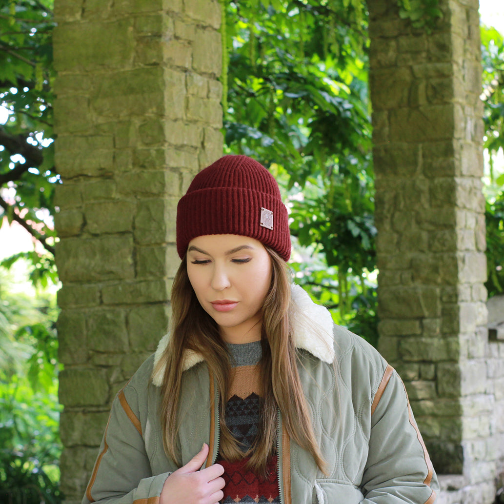 Bonnet pour femme doublé en cachemire et 100 % PURE SOIE, bonnet coupe-vent d'hiver, idéal pour les cheveux épais, bouclés et sans frisottis, cadeau pour elle