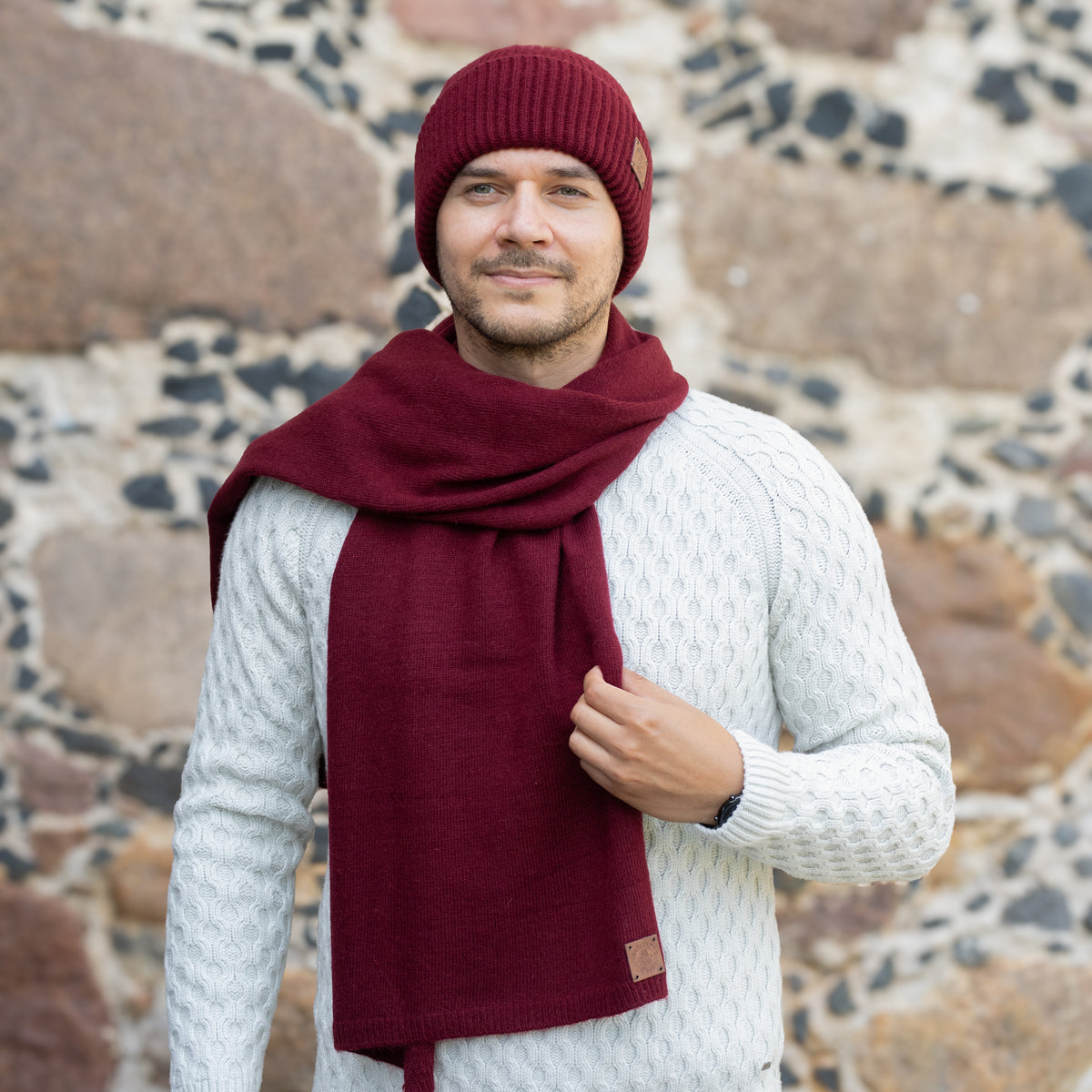 burgundy 100% Pure Silk-Lined Men’s Cashmere Beanie