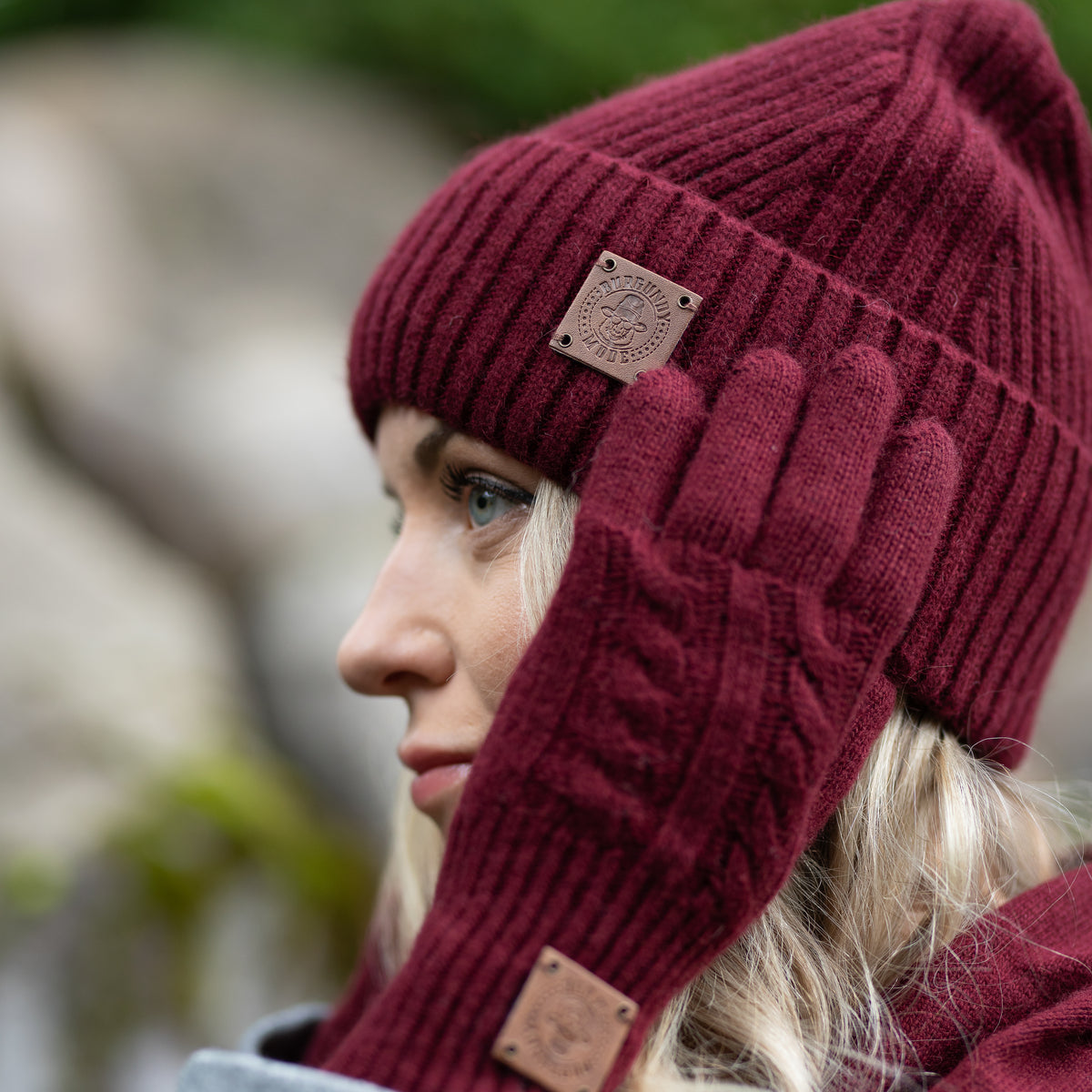 burgundy Luxurious Cashmere Gloves for Women