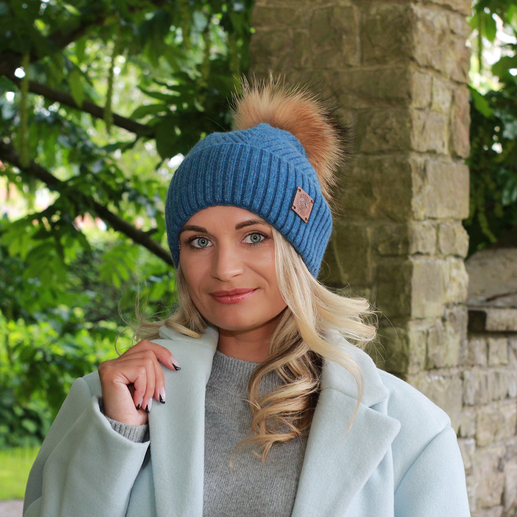 azure blue Silk-Lined Cashmere Beanie for Women – Frizz-Free Winter Hat with Fox Fur Pom Pom, Cozy Gift for Her, Soft Warm Luxury Beanie 