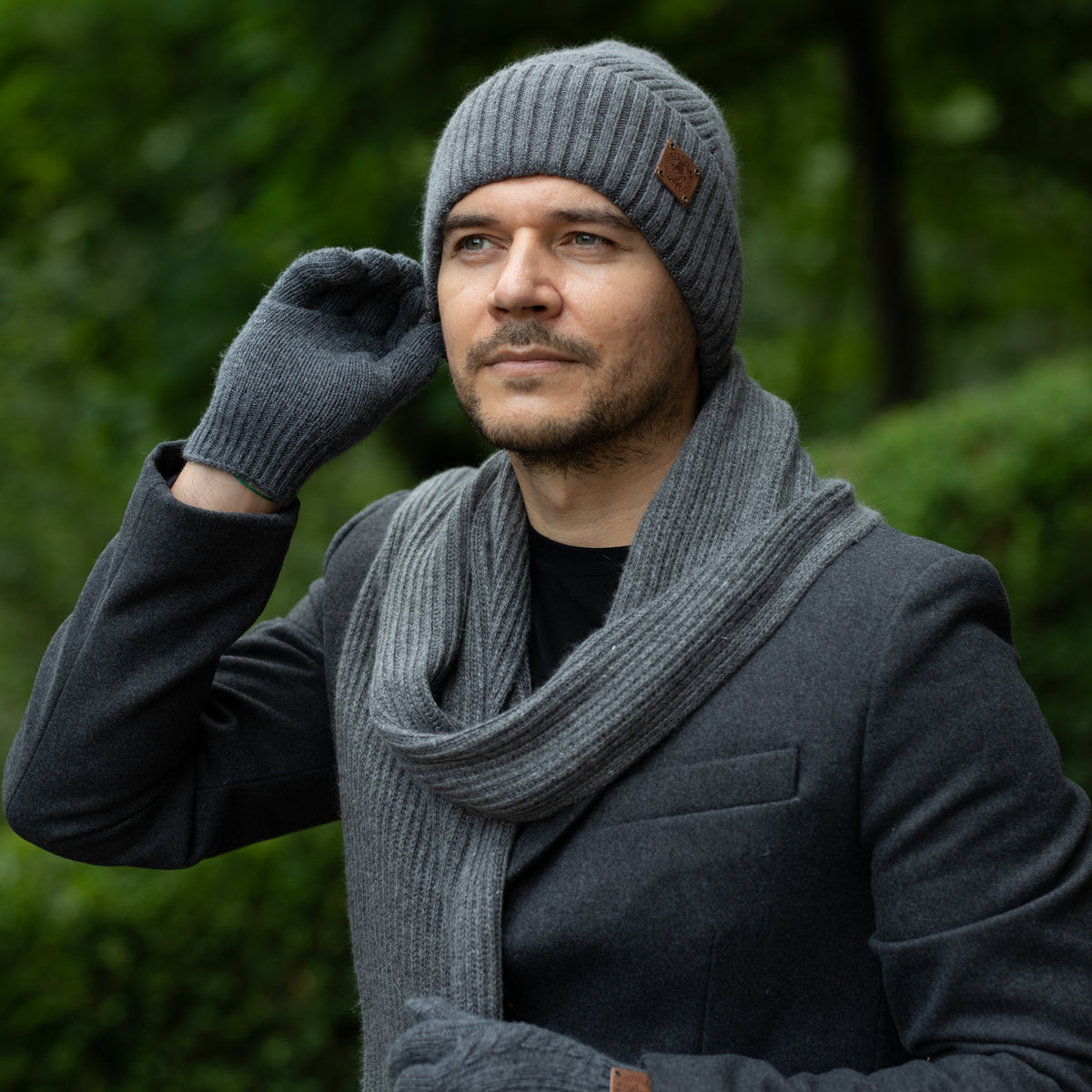 dark grey Satin-Lined Men’s Cashmere Beanie
