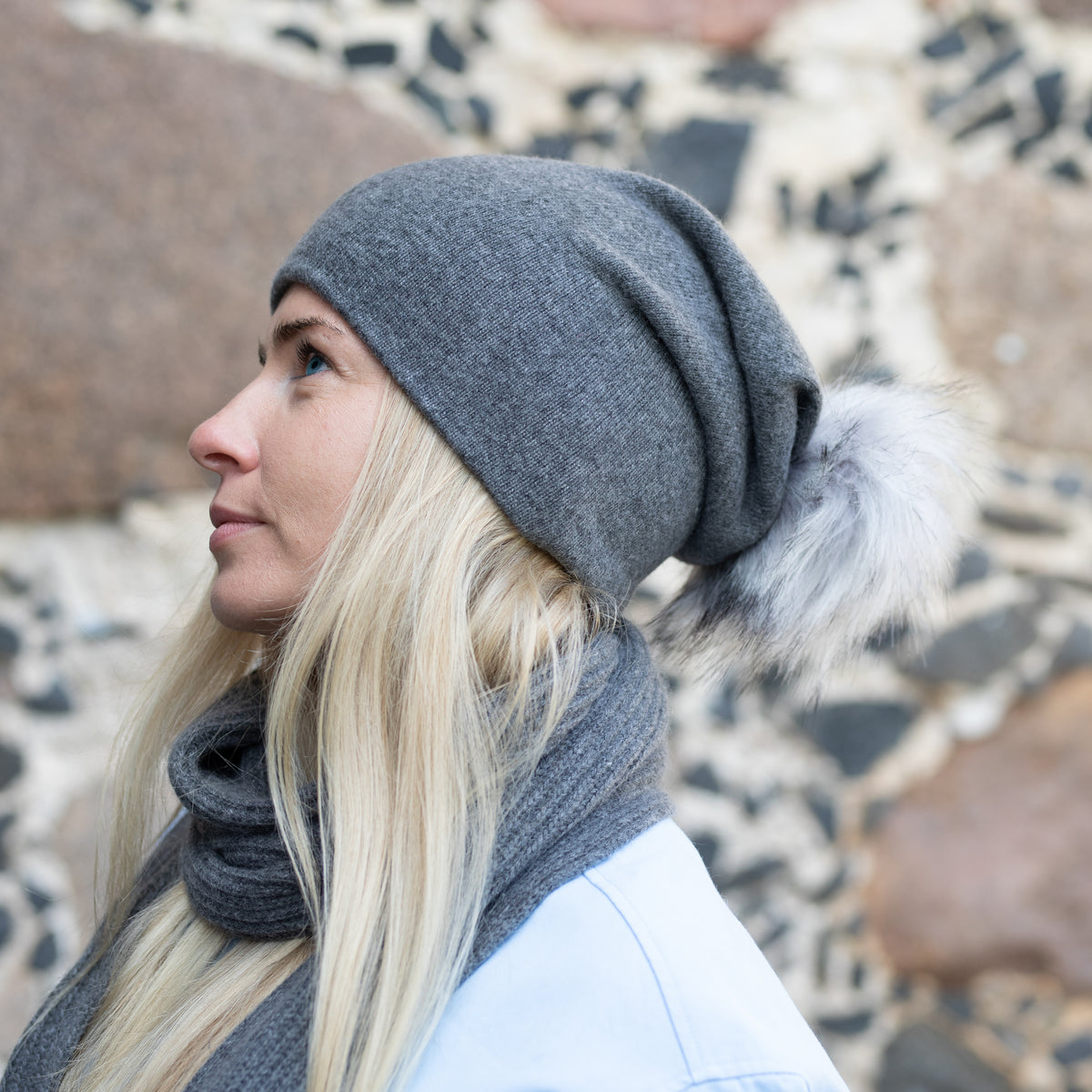 dark grey Women’s Double-Layer Cashmere Beanie – 2-in-1 Style