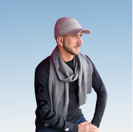 grey Long and Wide Cashmere Scarf for Women & Men – Soft, Warm Winter Wrap, Elegant Gift for Her or Him, Cozy Unisex Accessory for Cold Weather