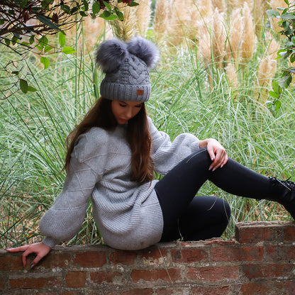 grey Women’s Double Pom Pom Winter Hat – Fleece-Lined Wool Beanie, Windproof & Warm, Cute Cold Weather Gift for Girls or Her