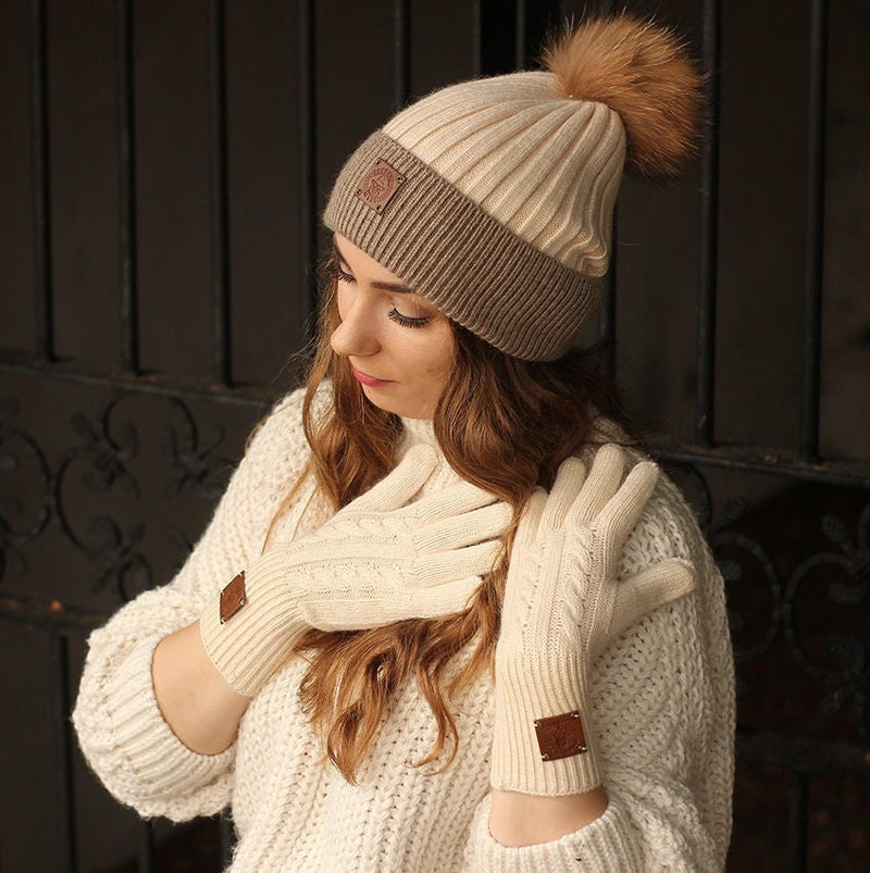 Bonnet luxueux en cachemire avec pompon en fourrure de renard | Bonnet d'hiver en tricot doux et confortable | Cadeau idéal pour les femmes