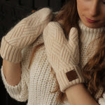 Cashmere wholesale hats, cashmere winter women wholesale gloves.