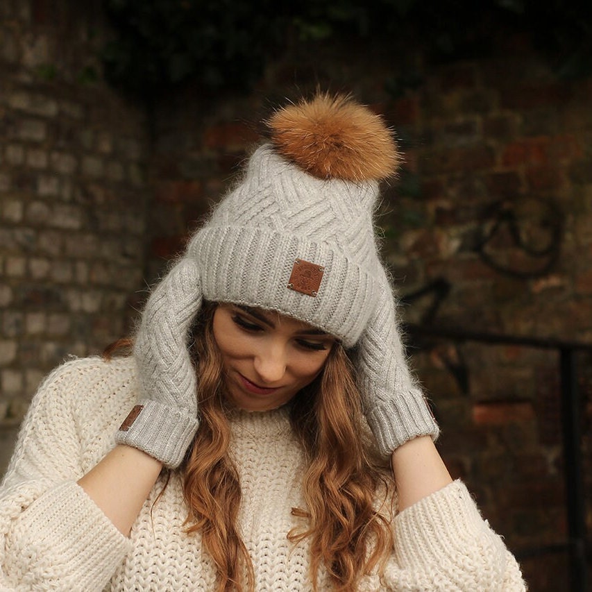 Grey Warm Cashmere Women's Beanie with Fox Fur Pom Pom – Soft Winter Hat, Perfect Gift for Her