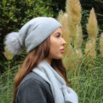 Damen Kaschmir Set: Mütze, Handschuhe, Schal, Kaschmir Kunstfell Bommel Beanie, Warmes und weiches Damen Winter Kaschmir Set, Geschenk für Sie