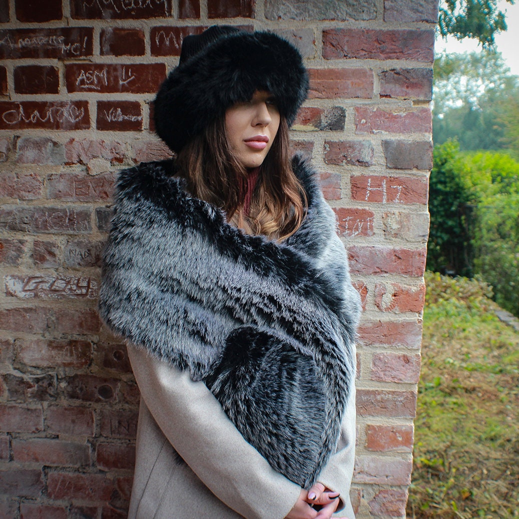 Faux Fur Wrap Bridal Shawl in Beige, Blue, Black | Faux Fur Stole