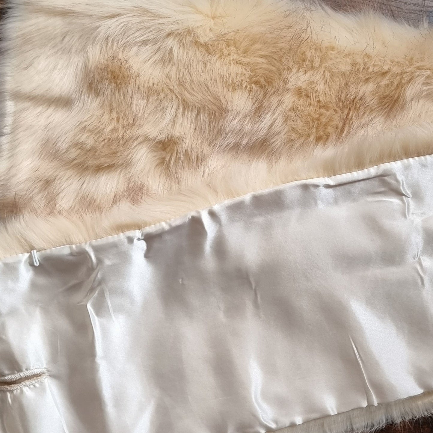 Faux Fur Wrap Bridal Shawl in Beige, Blue, Black | Faux Fur Stole