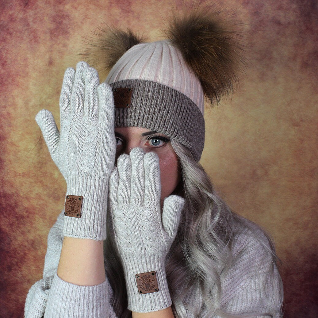 Cashmere gloves for women, soft stylish and warm women's cashmere gloves in many color