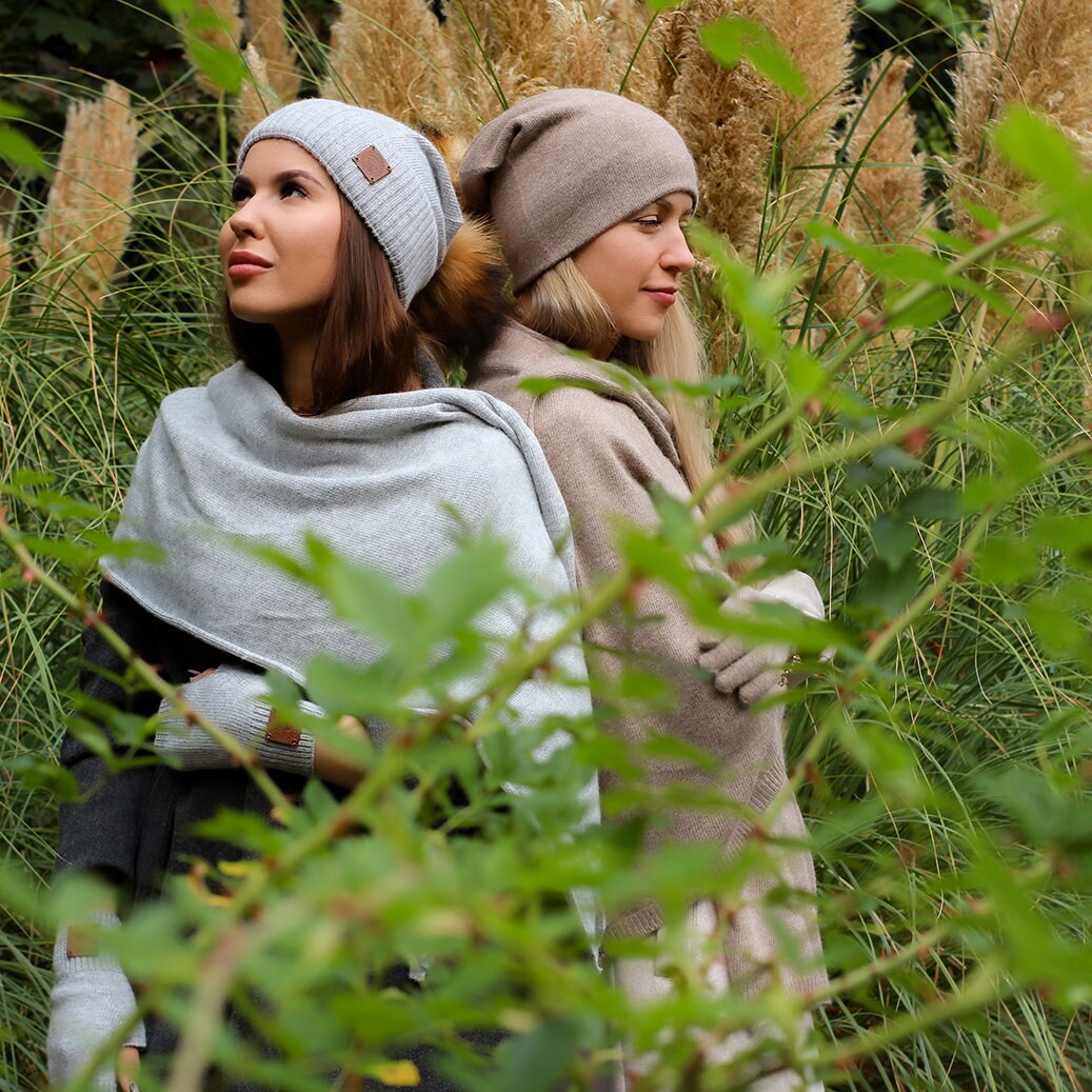 Ensemble en cachemire : bonnet à pompon en fourrure de renard, gants, écharpe, bonnet en cachemire, ensemble en tricot, ensemble en cachemire d'hiver chaud et doux pour femme, cadeau pour elle.