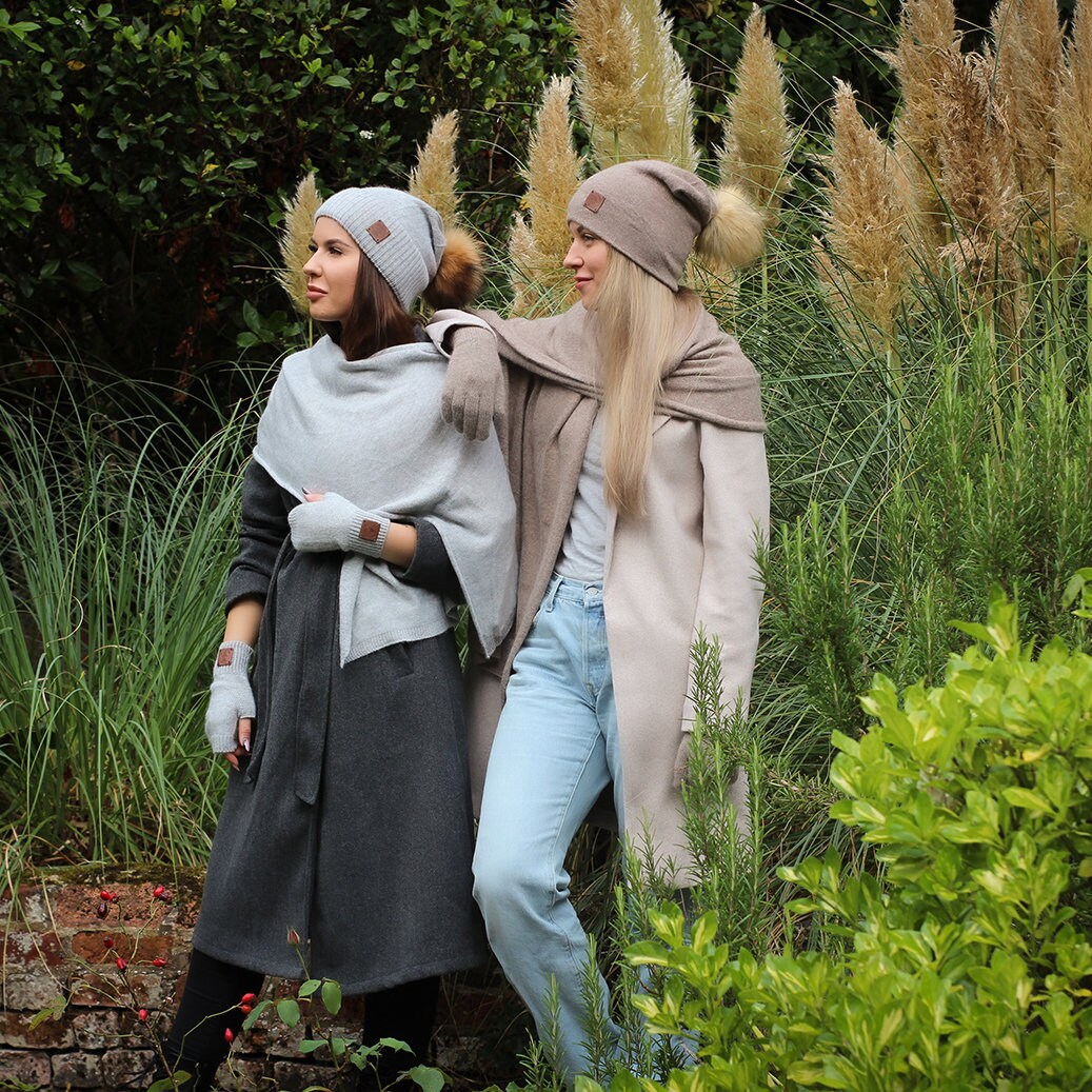 Ensemble en cachemire : bonnet à pompon en fourrure de renard, gants, écharpe, bonnet en cachemire, ensemble en tricot, ensemble en cachemire d'hiver chaud et doux pour femme, cadeau pour elle.