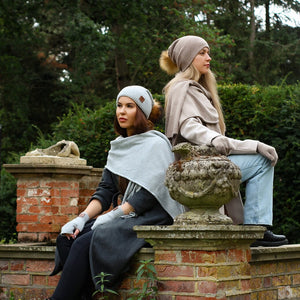 Ensemble en cachemire : bonnet à pompon en fourrure de renard, gants, écharpe, bonnet en cachemire, ensemble en tricot, ensemble en cachemire d'hiver chaud et doux pour femme, cadeau pour elle.