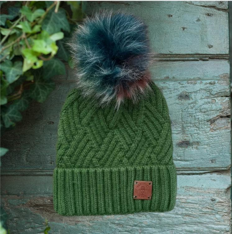 Warm Cashmere Women's Beanie with Faux Fur Pom Pom – Soft Winter Hat, Perfect Gift for Her