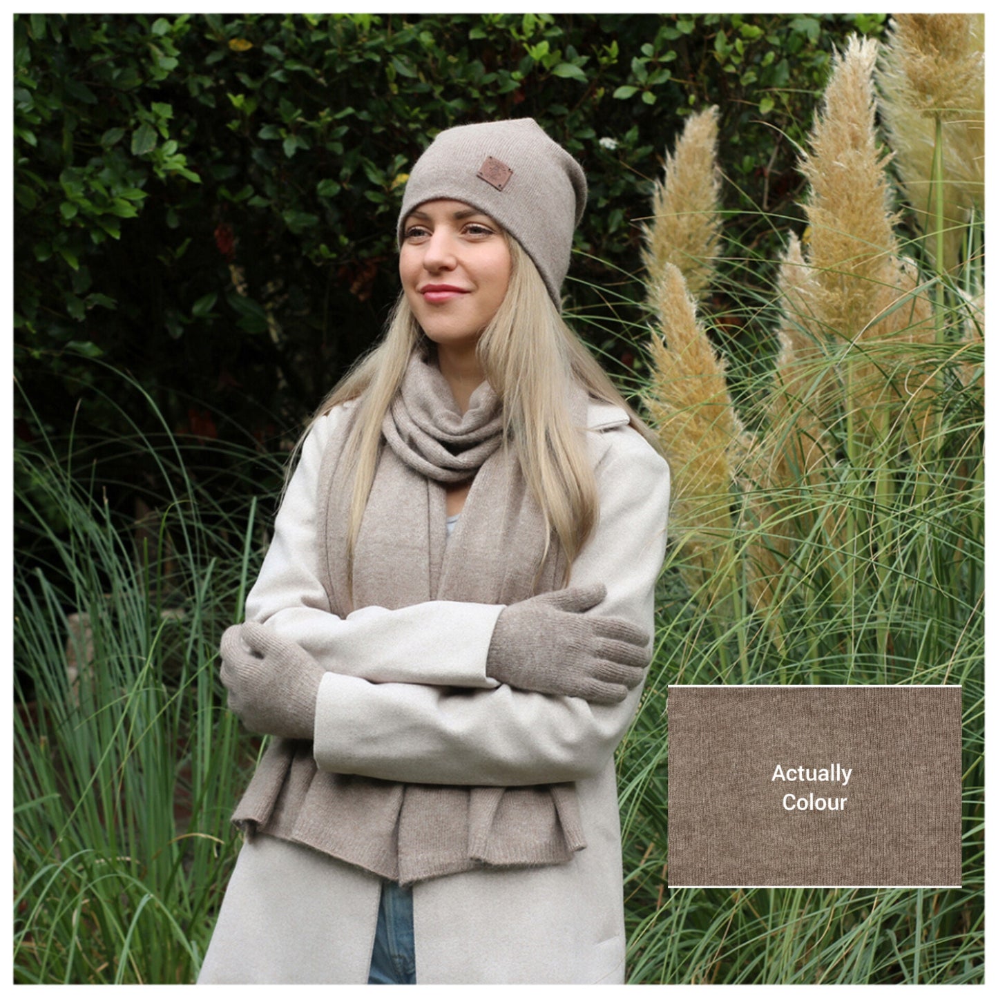 Ensemble en cachemire : bonnet à pompon en fausse fourrure, gants, écharpe, bonnet en cachemire, ensemble en tricot, ensemble en cachemire d'hiver chaud et doux pour femme, cadeau pour elle.