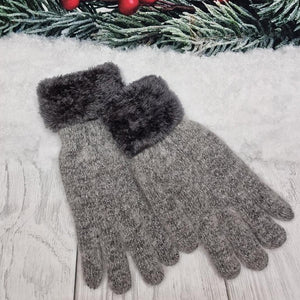 Luxuriously Warm Angora Wool Gloves – Thick, Lined Winter Essentials for Women