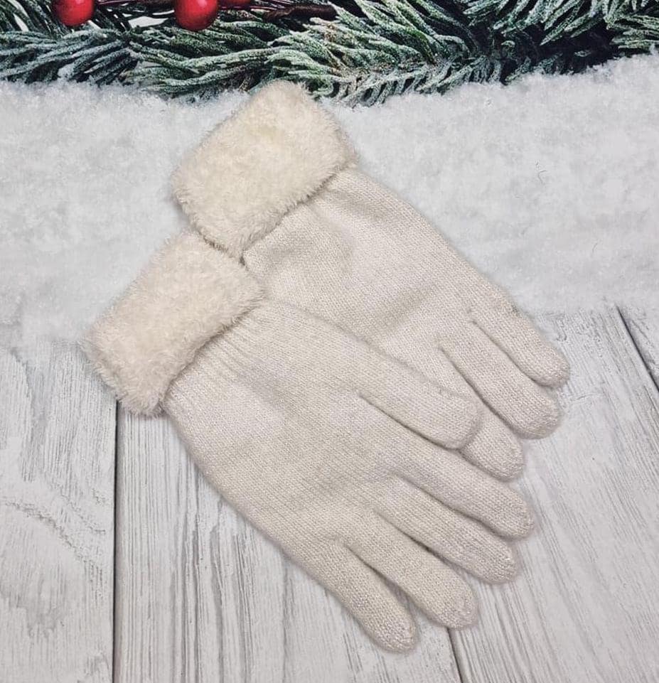 Luxuriously Warm Angora Wool Gloves – Thick, Lined Winter Essentials for Women