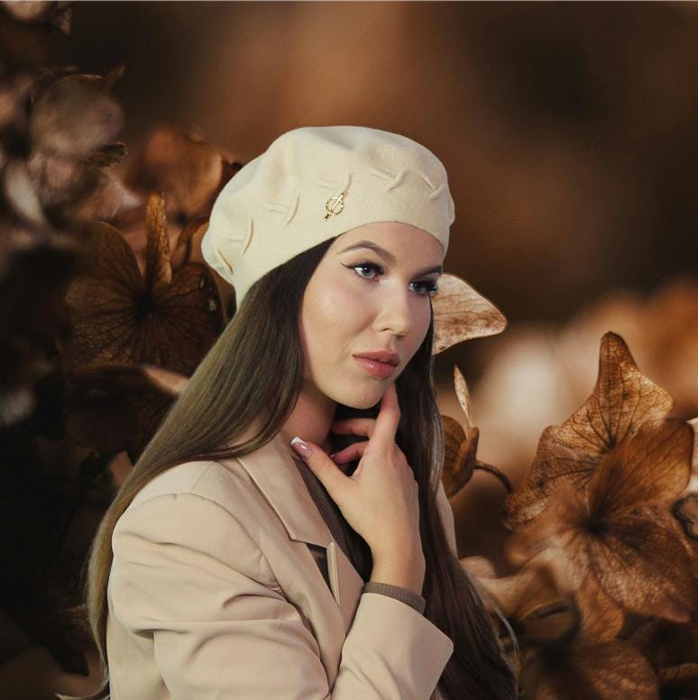 Beige Women's cashmere beret, Women's winter hat, French cashmere beret, Gift for her