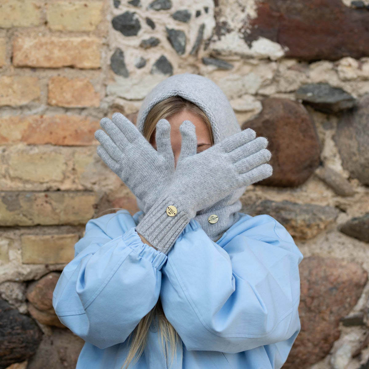 light grey Women’s Cashmere Gloves