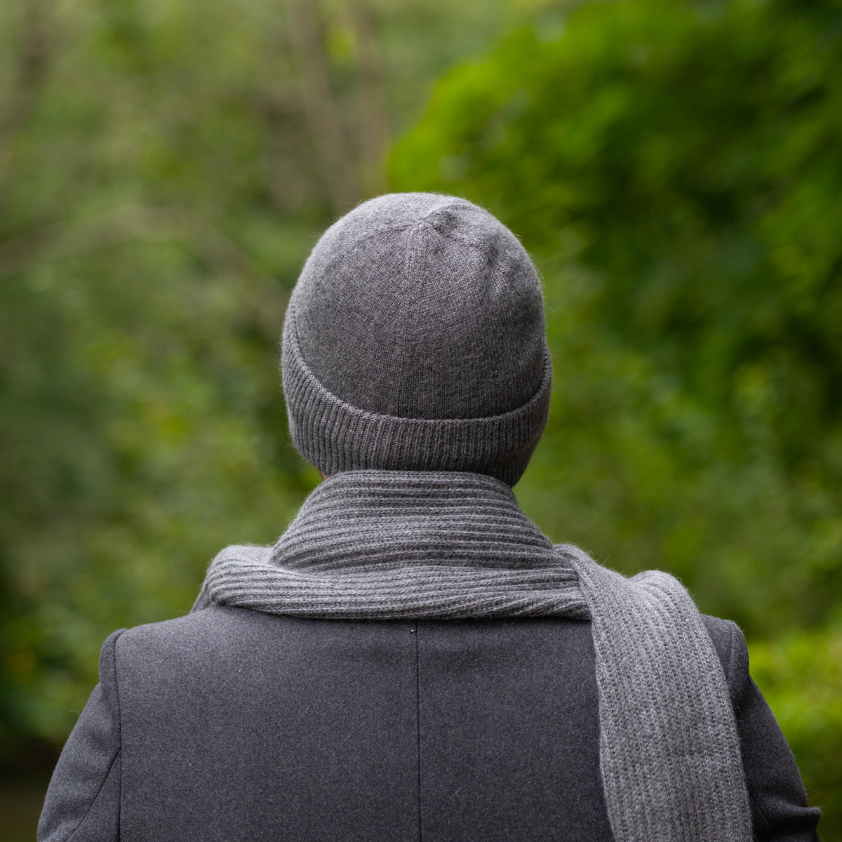 dark grey 100% Mulberry Silk Lined Men’s Cashmere Hat