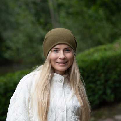 olive green Women’s Double-Layer Cashmere Beanie – 2-in-1 Style