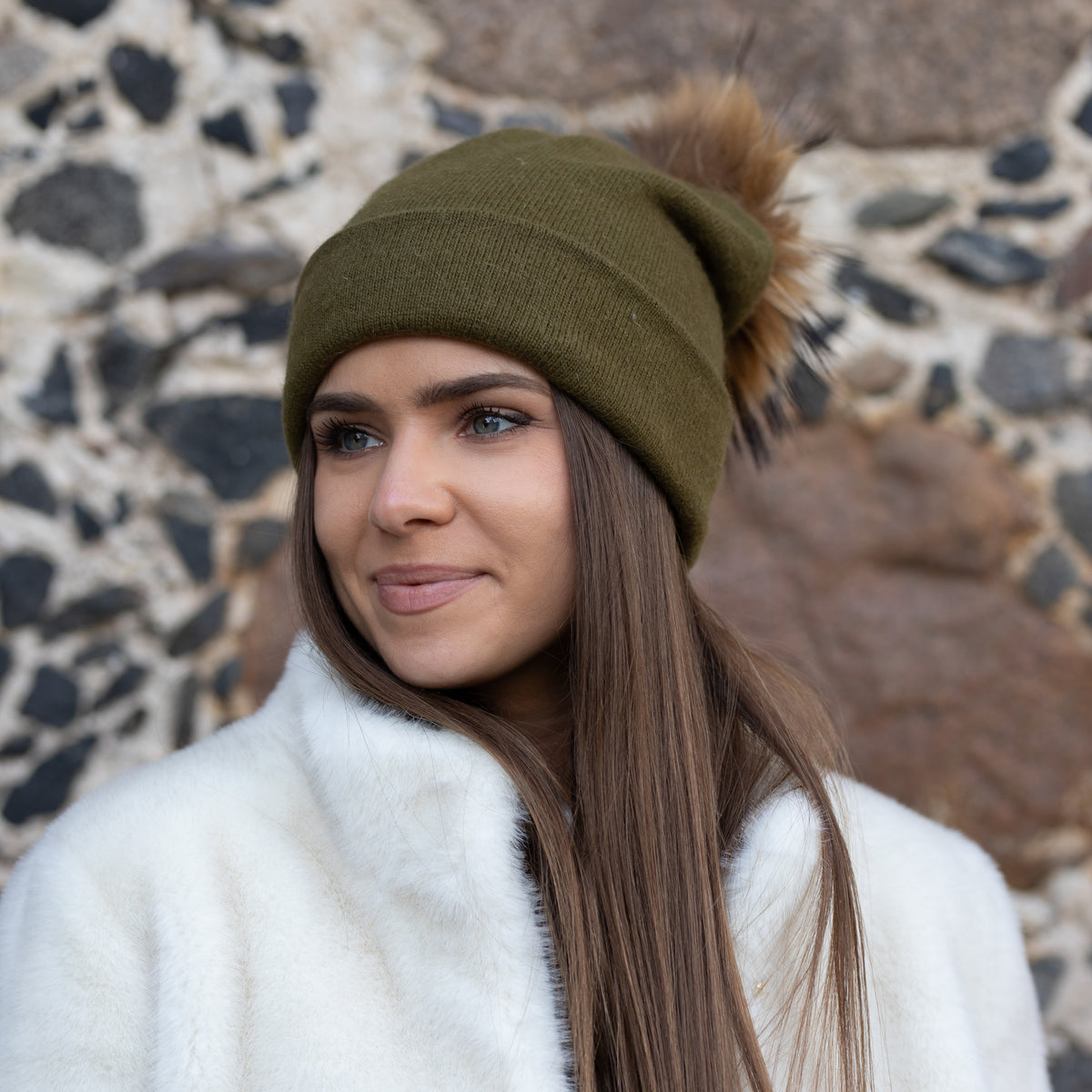 olive green Women’s Double-Layer Cashmere Beanie – 2-in-1 Style
