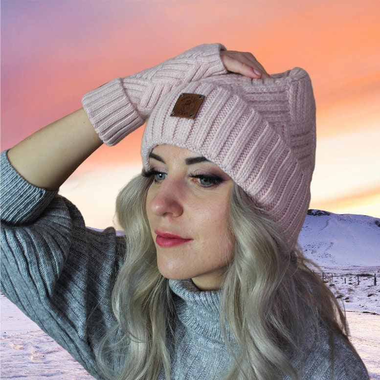 pink Cashmere hat and fingerless gloves set, Cashmere beanie hat, Warm and soft winter cashmere set for women's. Gift for her