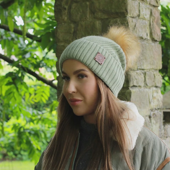 Satin-Lined Women’s Cashmere Beanie with Faux Fur Pom Pom